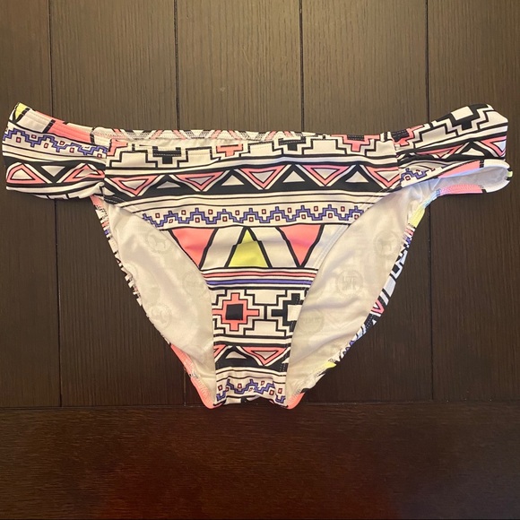 Victoria’s Secret VS PINK tribal print bandeau bikini - Picture 2 of 6